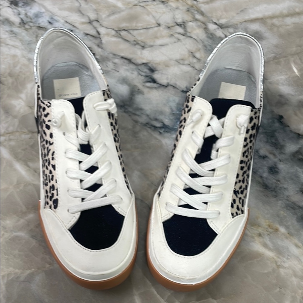 Dolce vita zalika Women's Sneakers size 8 NIB